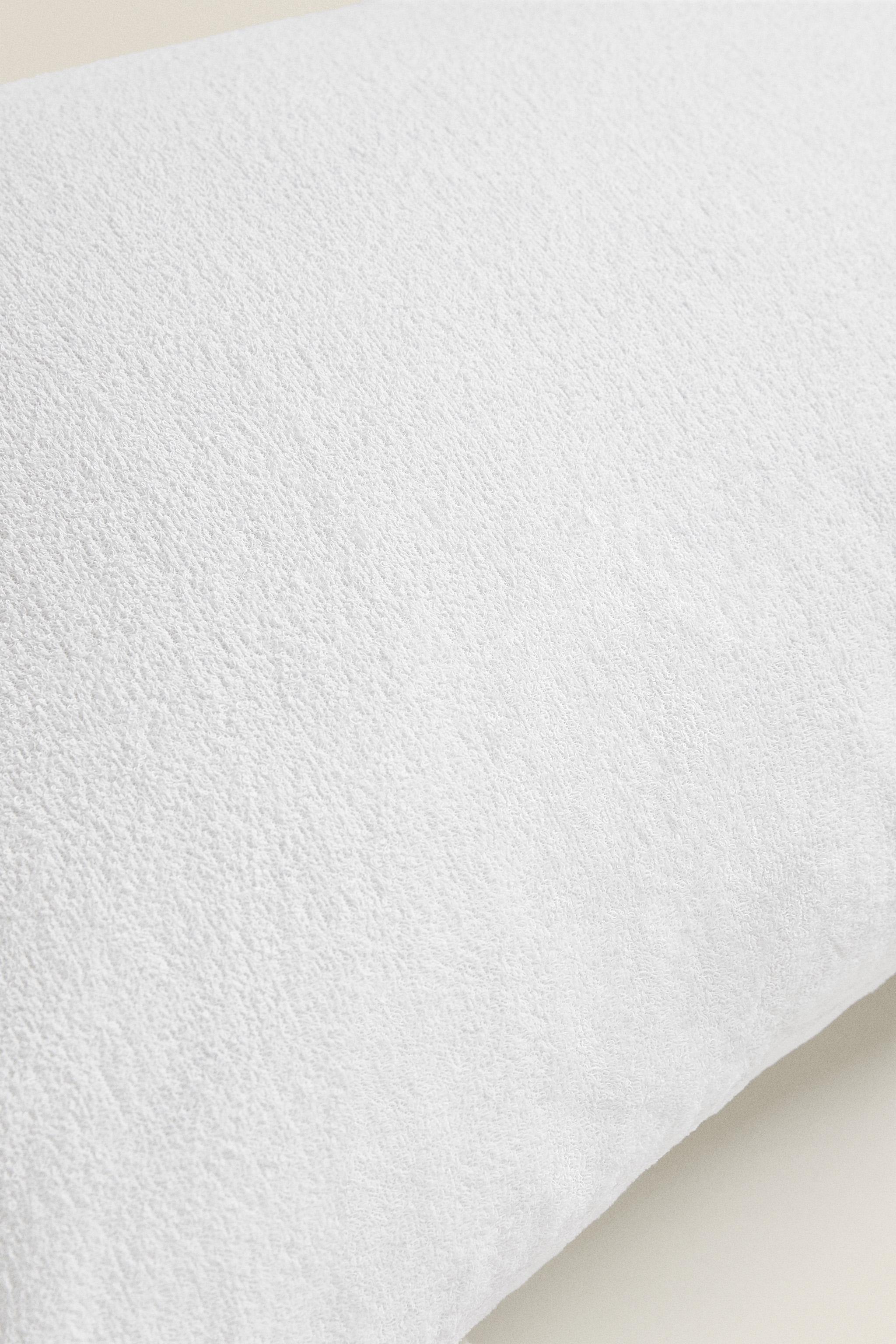 WATERPROOF COTTON TERRY PILLOW PROTECTOR